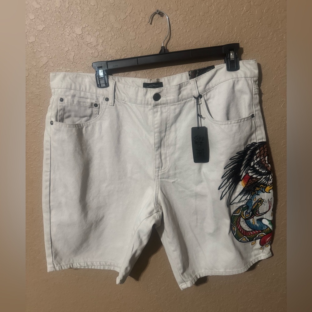Ed Hardy Men's ‘Battle Skull’ Skater Jean Shorts (sz. 34 or 38)